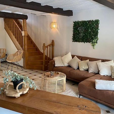 Le Gite De L'Arbre Hargnies Kültér fotó